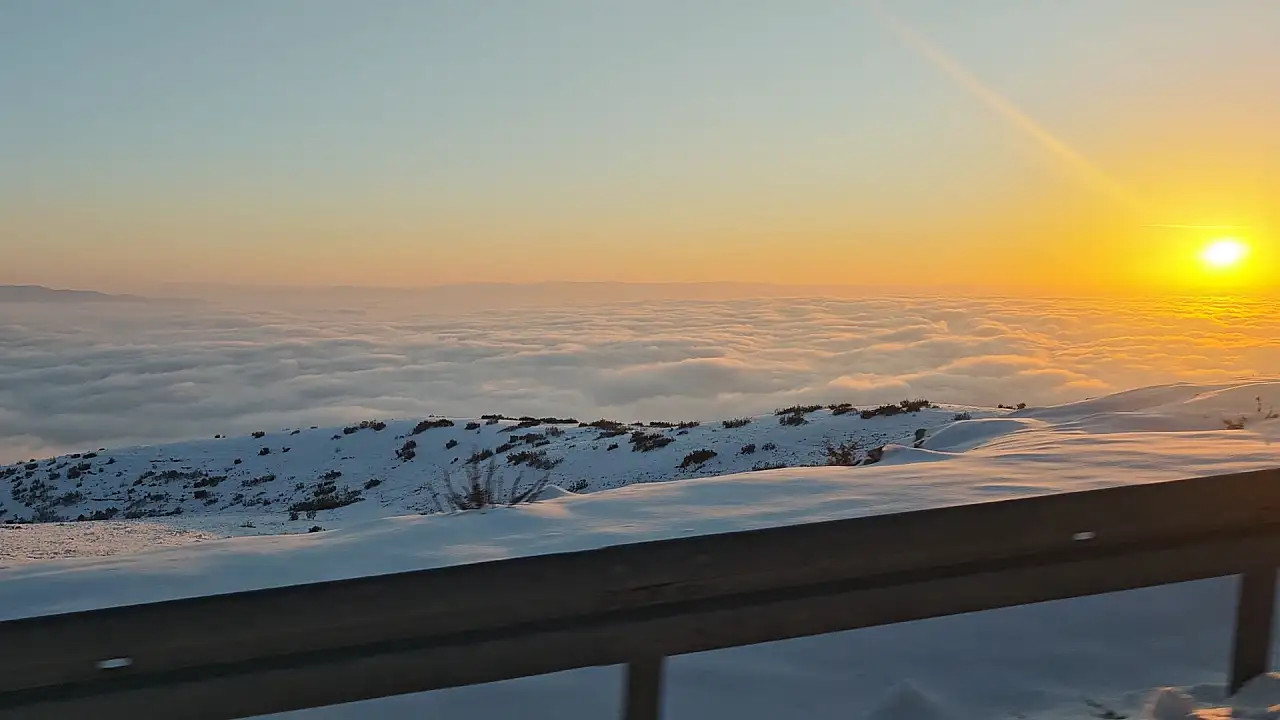 Siirt Botan Vadisi Ilısu Barajı havzasında sis denizi oluştu