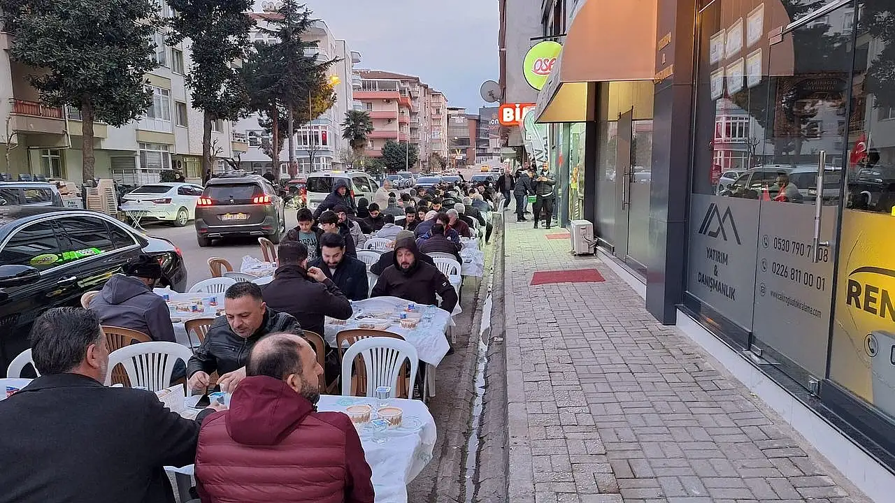 Yalova Siirt Vakfı'ndan Ramazan'da iki ayrı iftar programı