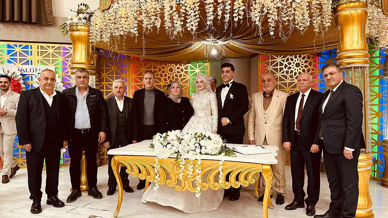 Siirt'te Yılmaz ve Ekdi Ailelerinin Mutlu Günü
