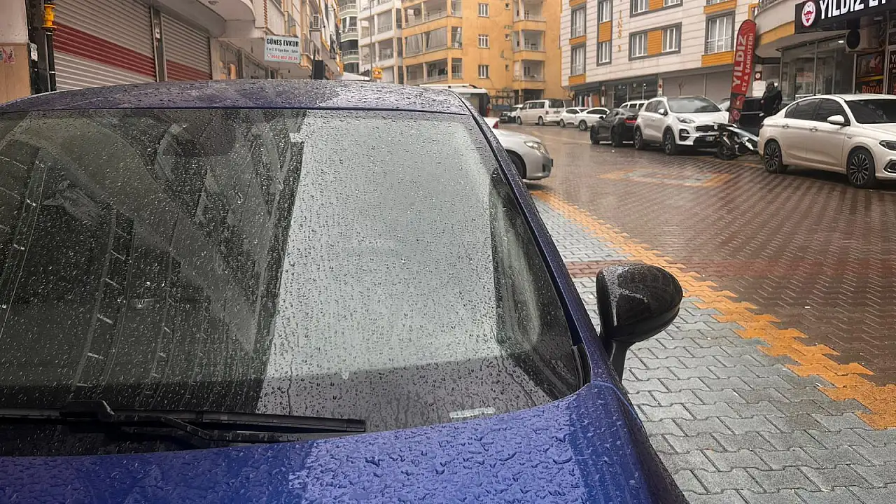 Meteoroloji Uyarmıştı, Siirt'te Yağış Başladı