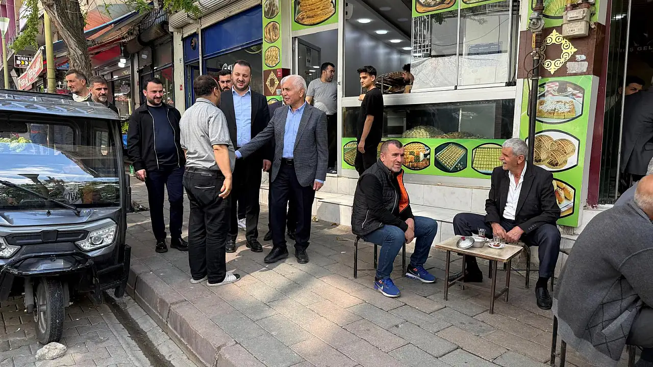 AK Parti Siirt Heyetinden Esnaf ve Vatandaş Ziyareti