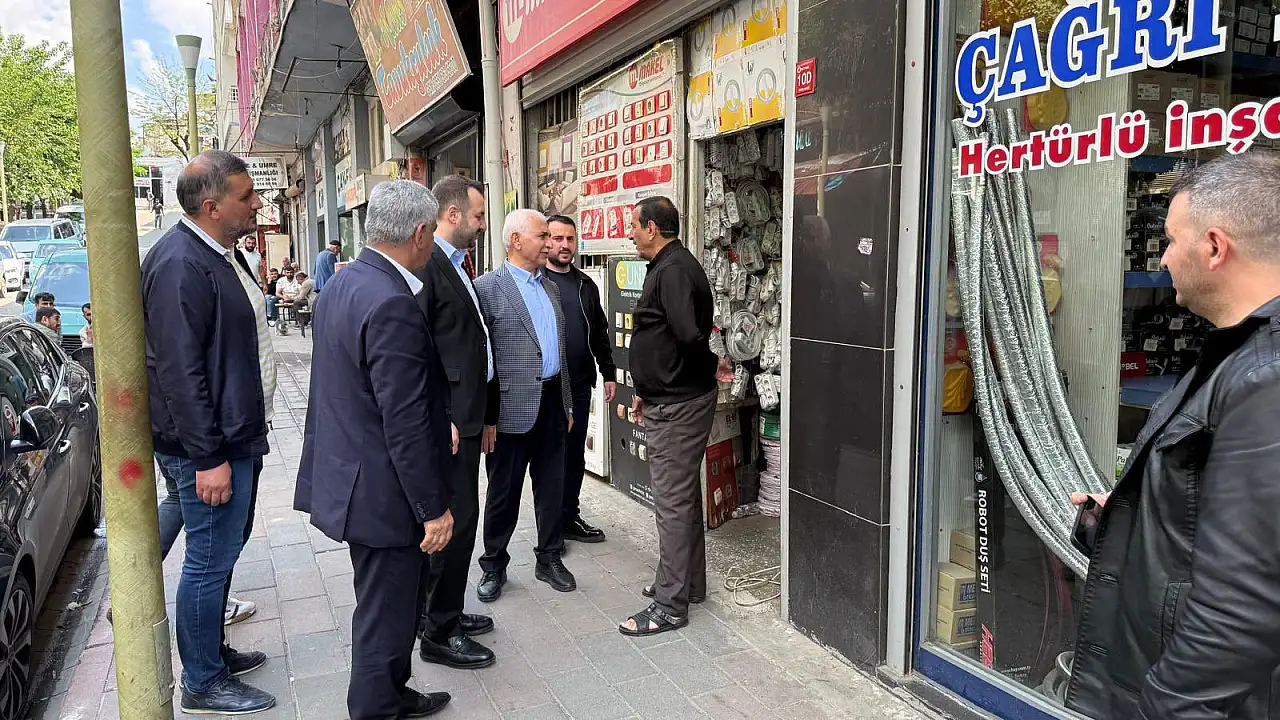 AK Parti Siirt Heyetinden Esnaf ve Vatandaş Ziyareti