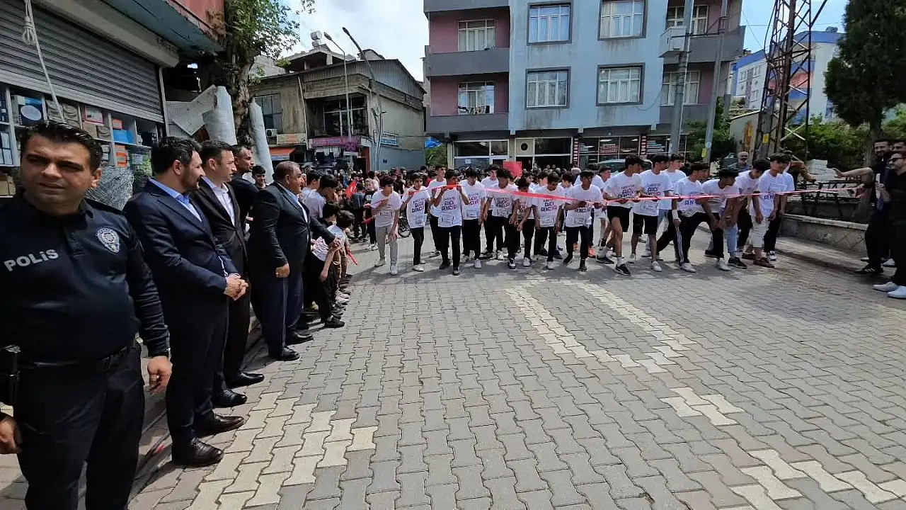 Pervari Sokaklarında Bahar Şenliği Düzenlendi