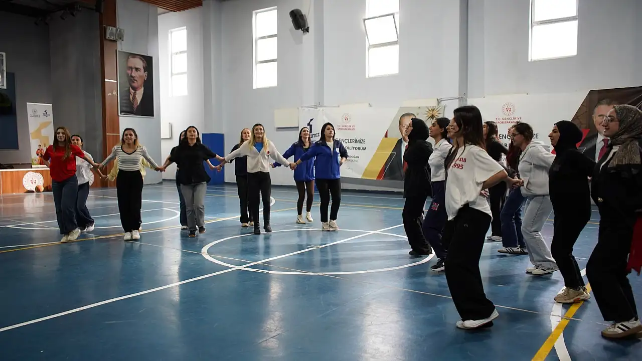 Siirt'in Sultanları Türkiye Şampiyonluğu İçin Hatay Yolunda
