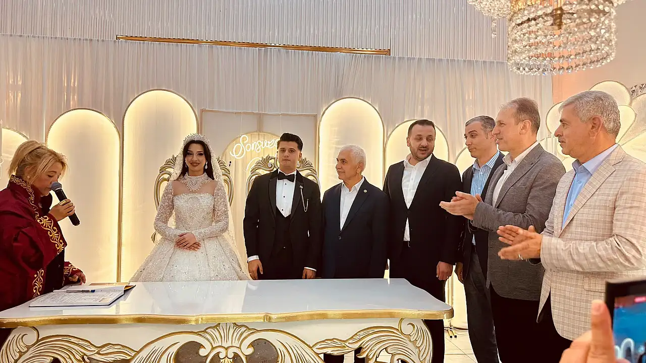 Siirt'te Kayaalp Ailesinin Mutlu Günü