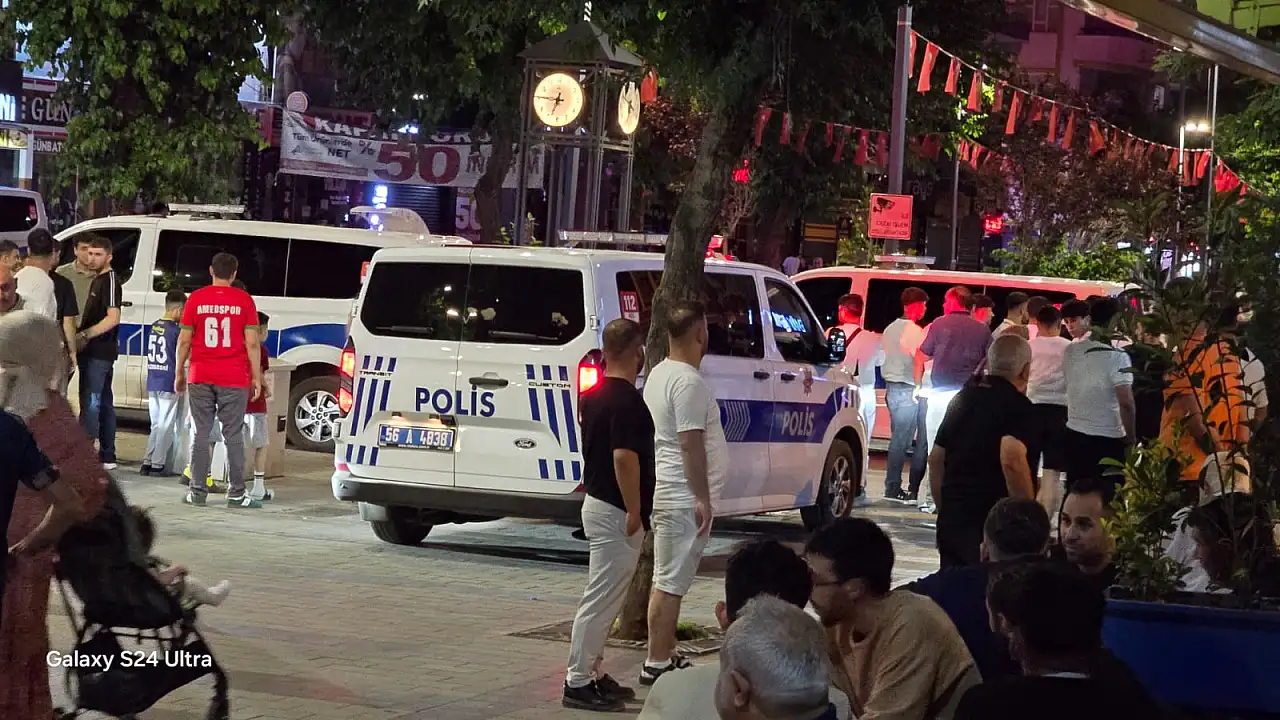 Siirt'te İki Grup Arasında Kavga: 1 Kişi Yaralandı