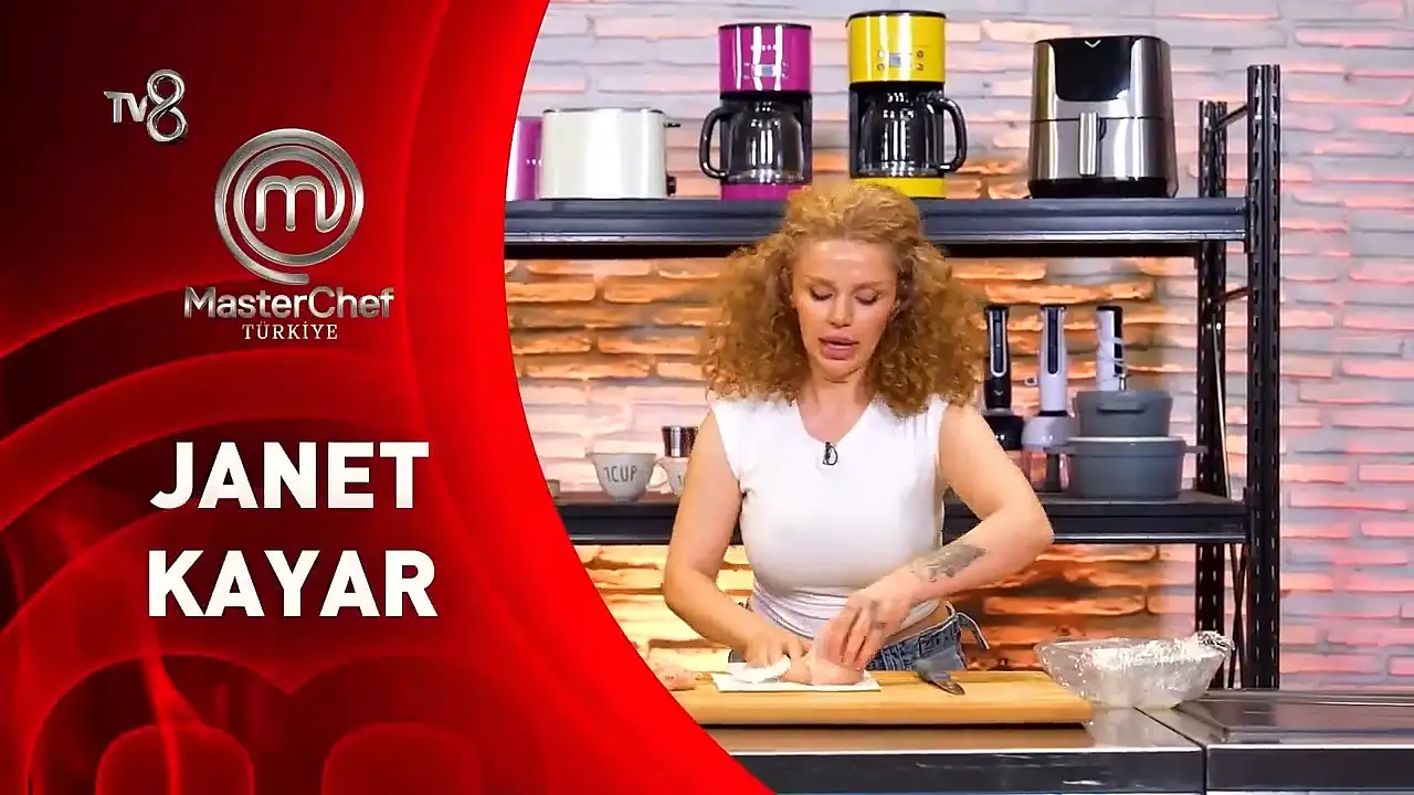 Siirtli Hemşire MasterChef'te Dikkat Çekti: Siirt Fıstığıyla Hazırladığı Tabakla Bir Üst Tura Yükseldi