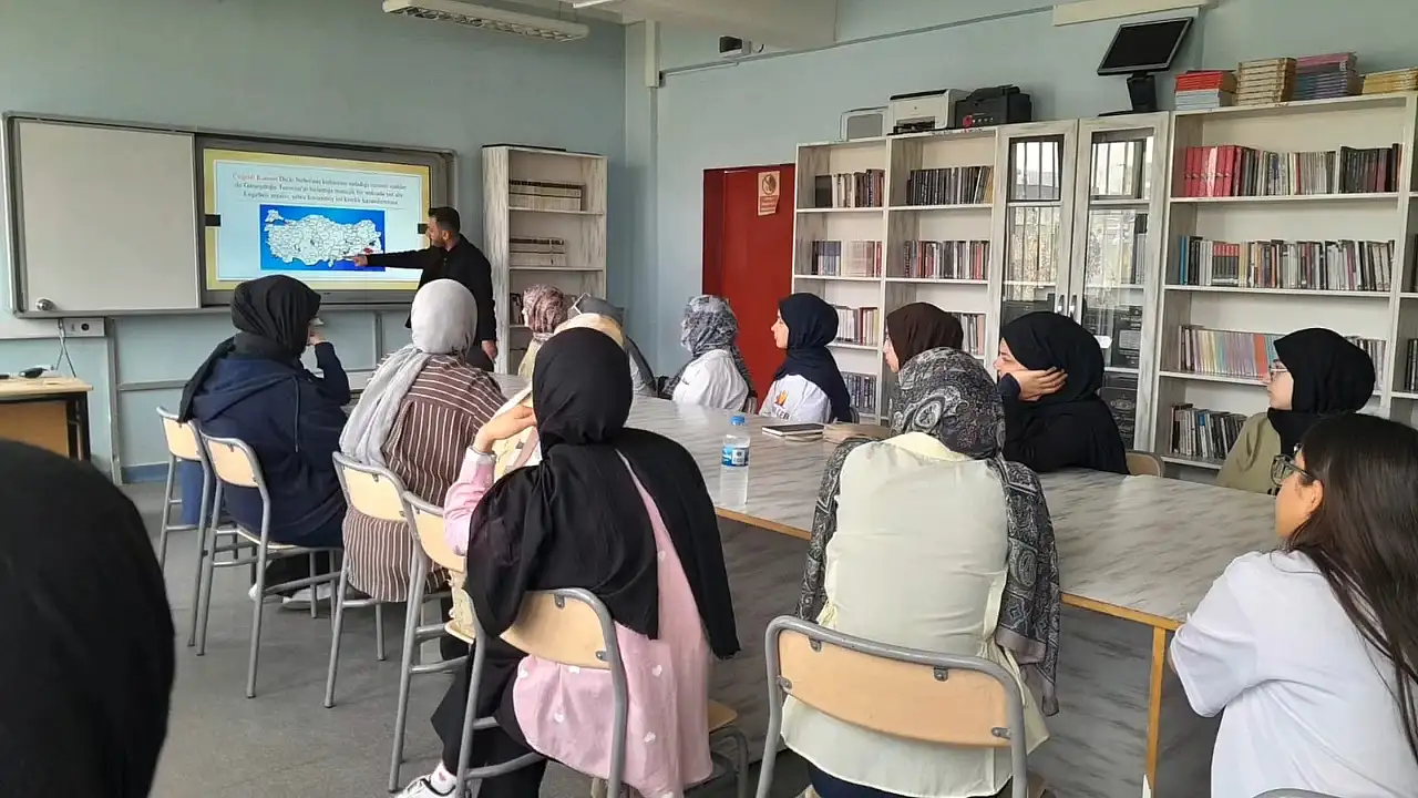 Siirt Kurtalan'da Kültür Köprüsü: Değişim Programı Öğrencileri Siirt'i Tanıdı
