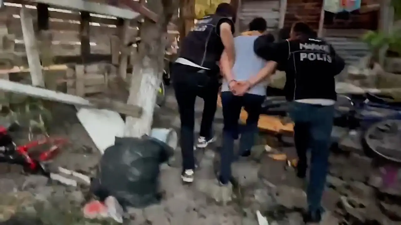 Siirt'in de Aralarında Bulunduğu 73 İlde Uyuşturucu Operasyonu: 935 Tutuklam