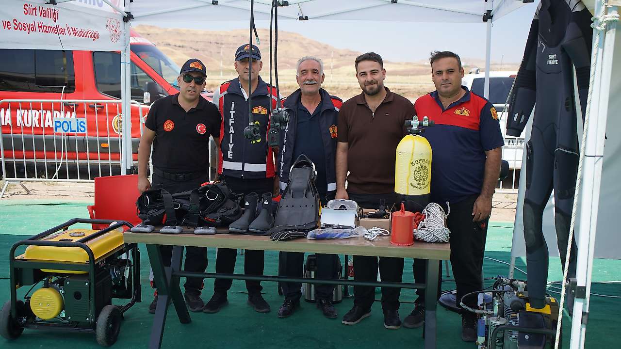 Siirt Vali Yardımcısı Birkan Tatlısöz, TEKNOFEST Alanını Ziyaret Etti