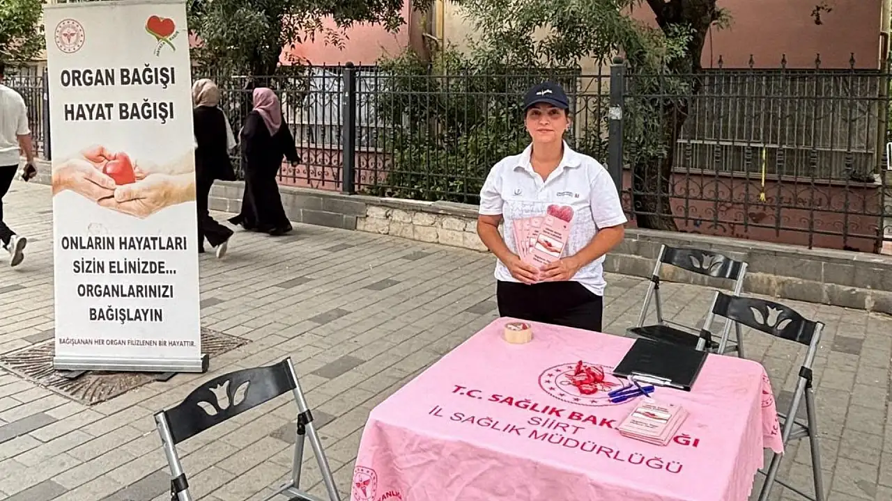 Siirt Güres Caddesi'nde Organ Bağışı İçin Farkındalık Standı Kuruldu