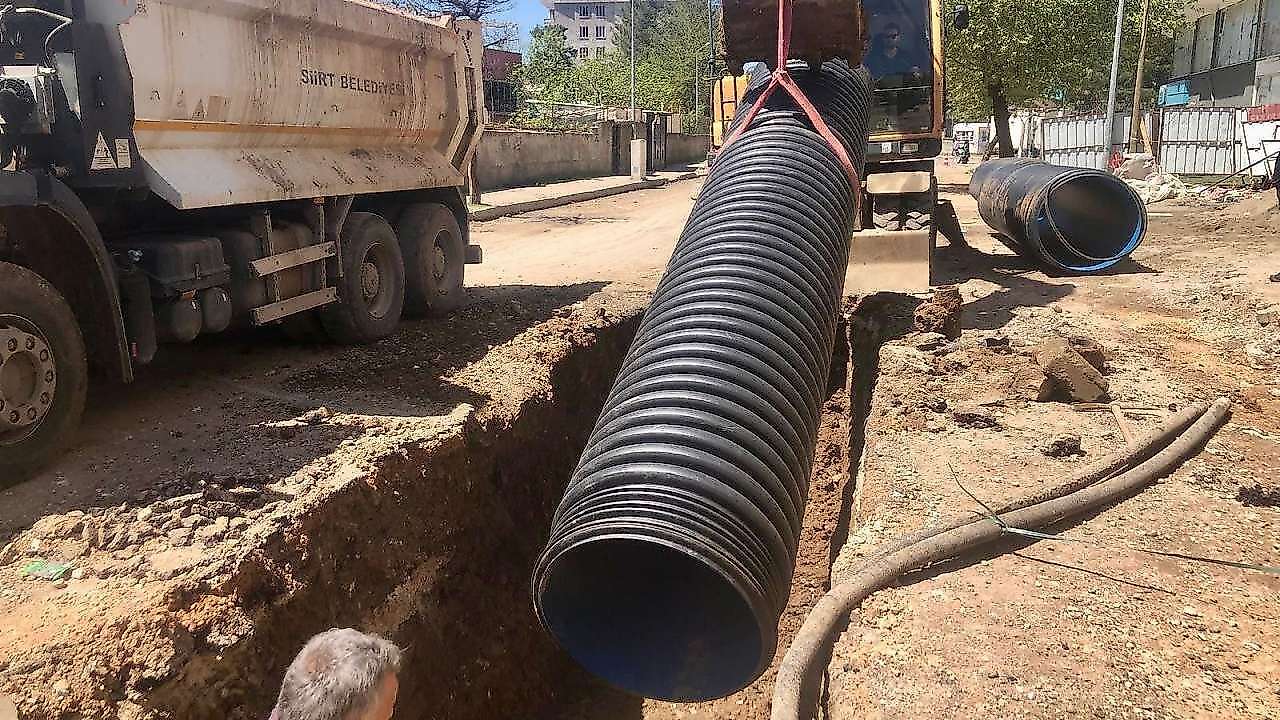 Vali Dr. Kemal Kızılkaya'nın Öncülüğünde Siirt'te Büyük Değişim: Mahalle Mahalle Altyapı ve Üstyapı Çalışması