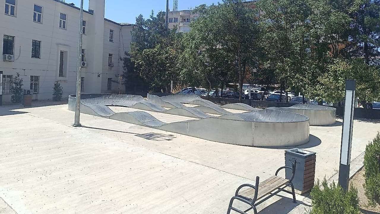 Siirt 15 Temmuz Meydanı Projesinin Detayları Belli Oldu: 90 Ağaç, Sanat Sokağı, Anıt ve Yeni Yeşil Alanlar Yapıalcak