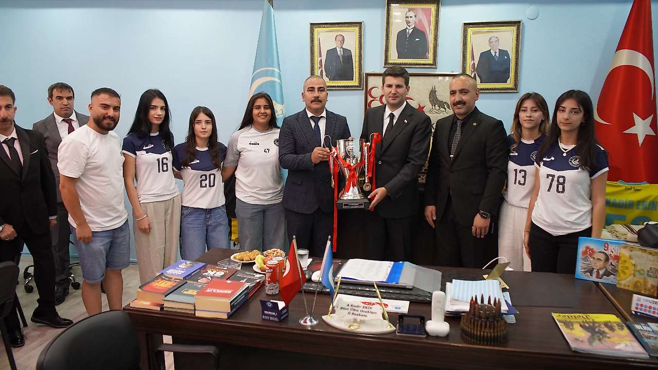Ülkü Ocakları Genel Başkanı Yıldırım Siirt'te: ''Bir Gencimizi Kaybetmek, Bir Vatan Toprağını Kaybetmekten Farksız''