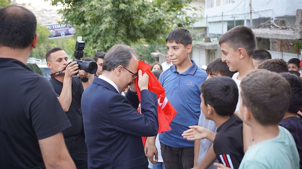 Siirt'te Yılların Tapu Çilesi Sona Erdi! 497 Tapu Sahiplerine Teslim Edildi