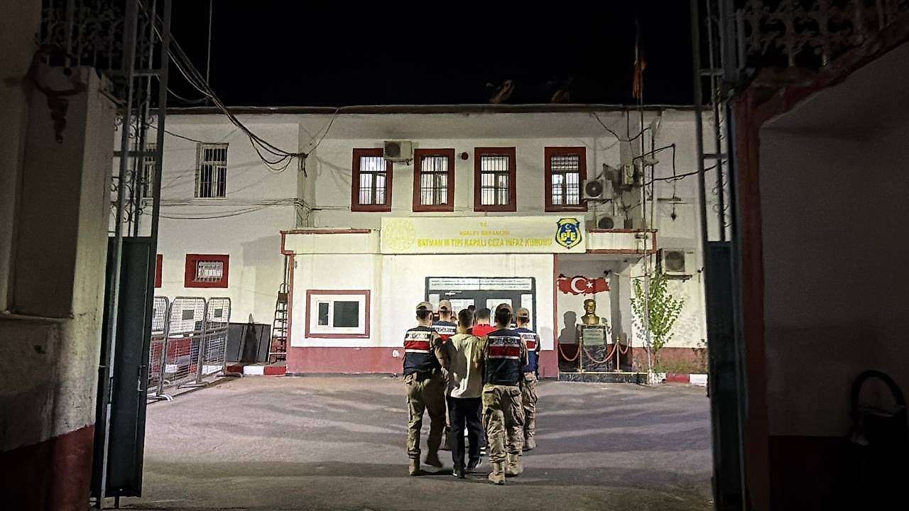 Siirt Merkezli Bahis Operasyonunda 7 Şüpheli Tutuklandı
