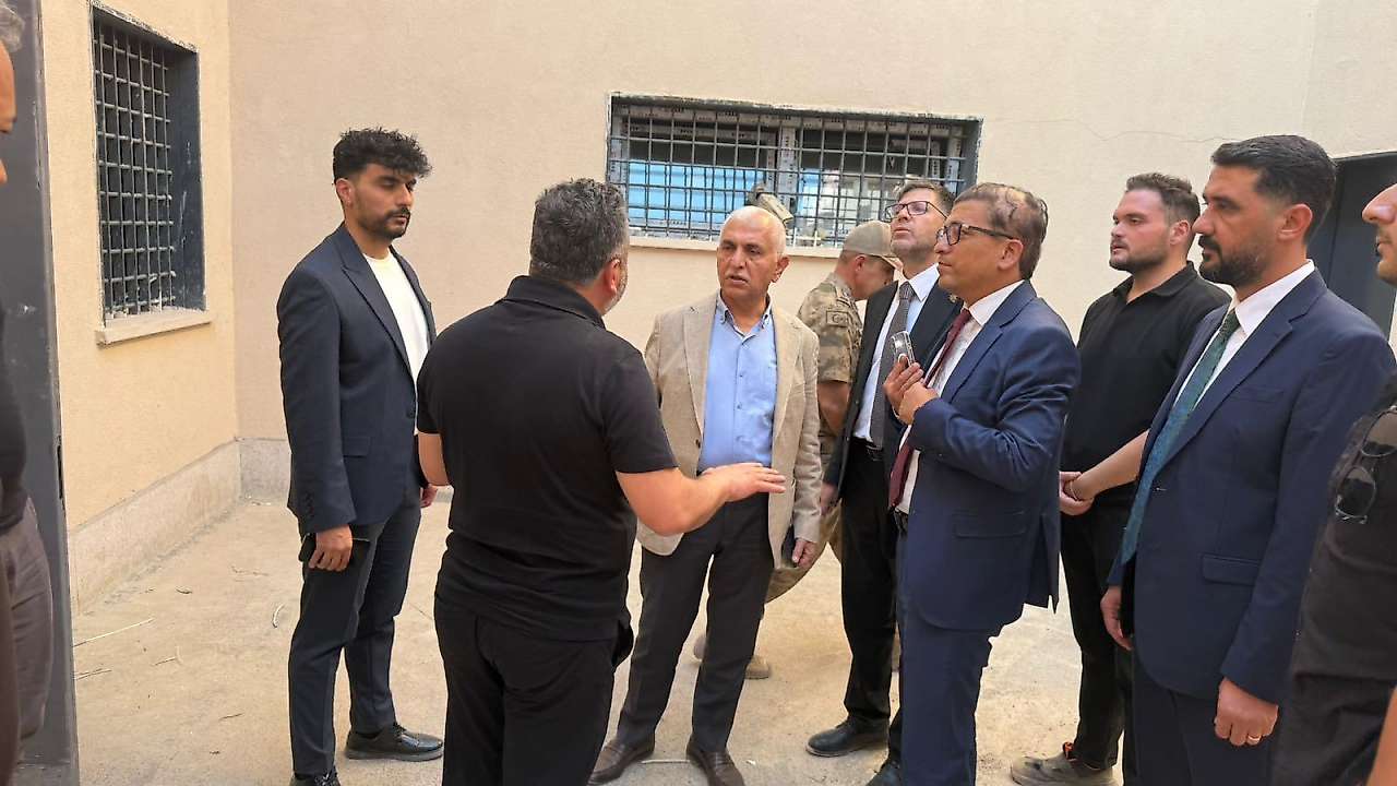 Siirt'te Yeni Cezaevi Projesinde Sona Gelindi: Mervan Gül Ve Abdulhekim Gider İnceledi