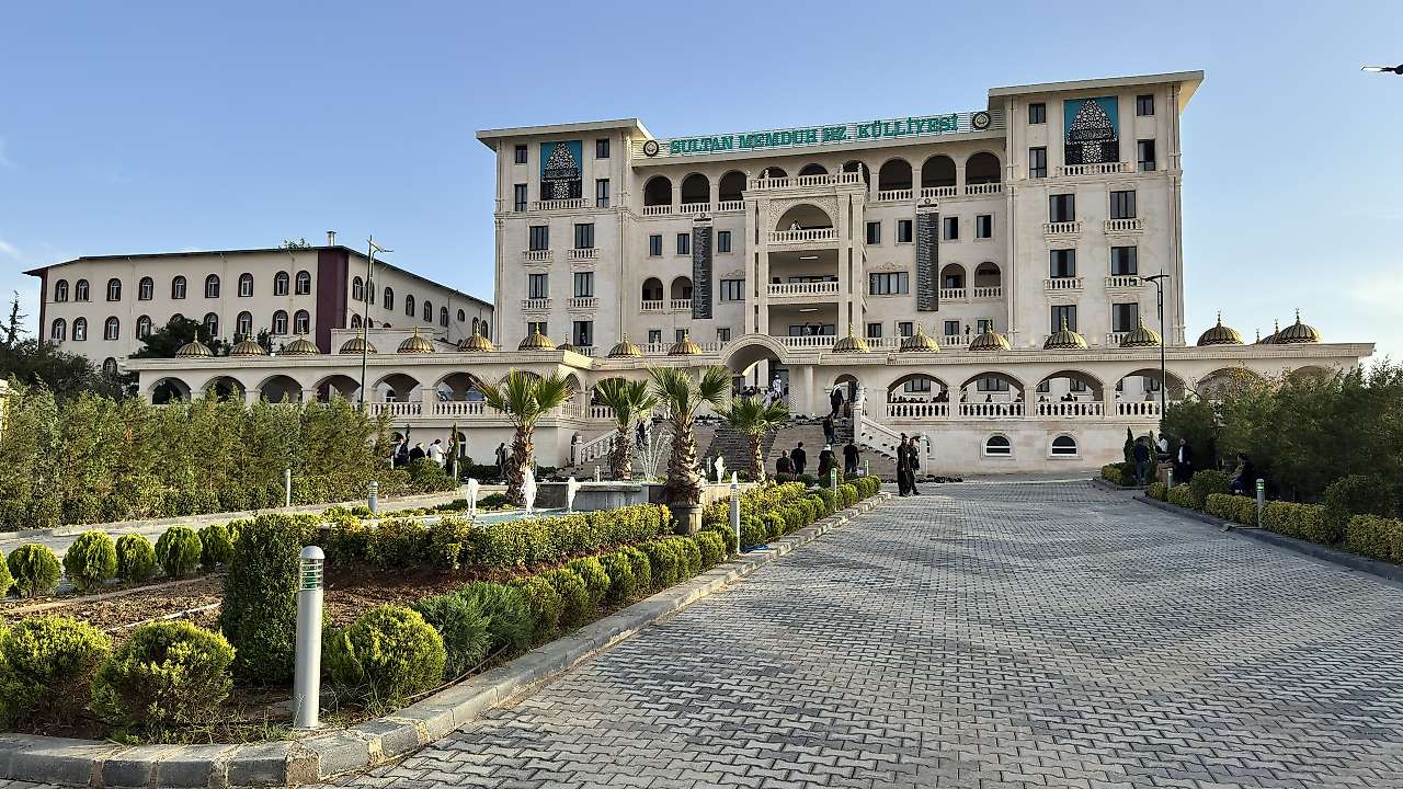 Siirt Tillo'da Sultan Memduh Hz. Külliyesi, 121 Tabelenin İcazet Töreniyle Açıldı