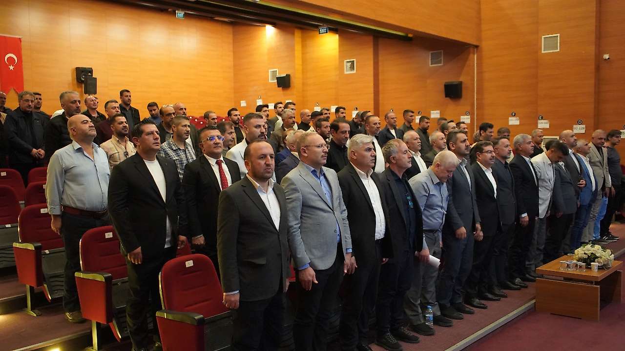 Siirt Memur-Sen İl Temsilciliğine Murat Şeker Yeniden Seçildi