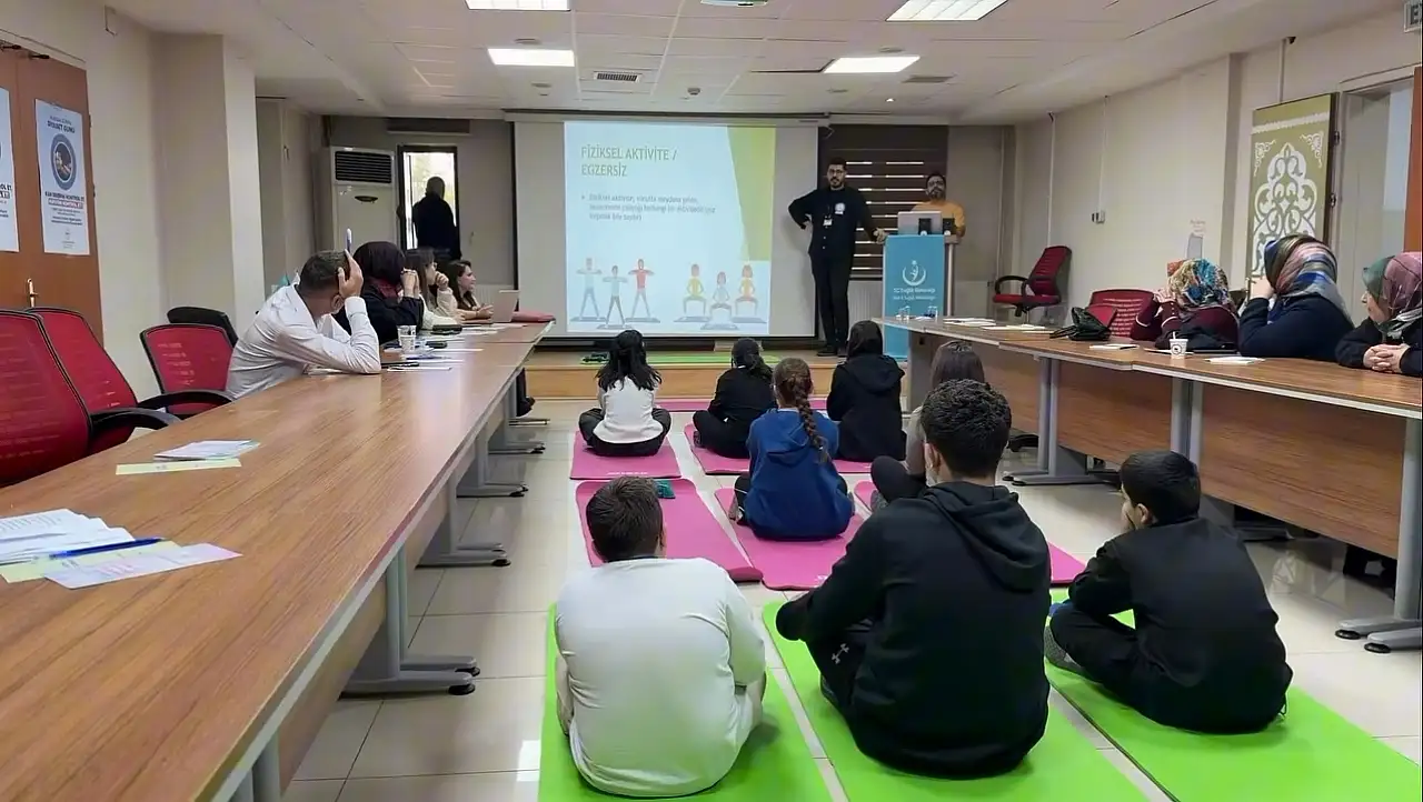 İnsülin Çantaları ve Eğlence Bir Arada: Siirt'te İlk Diyabet Kampı