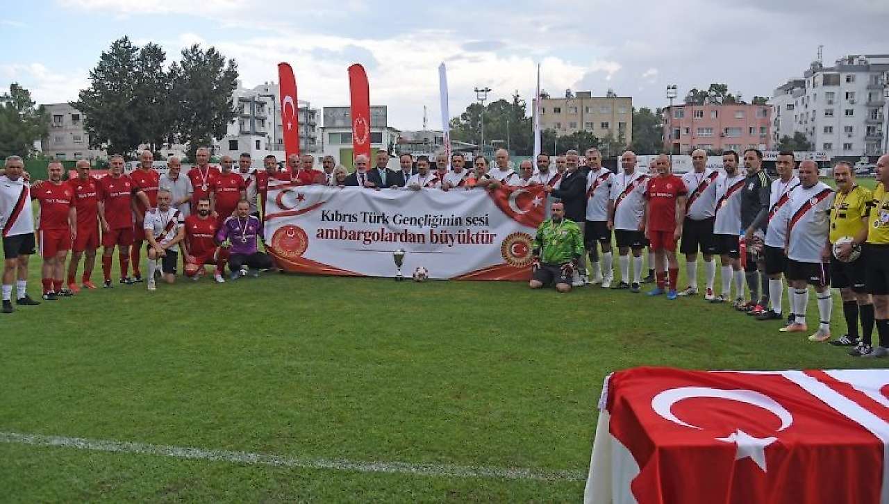 Siirtli Eski Vekil Osman Ören Sahaya Çıktı: Golleri Dikkat Çekti