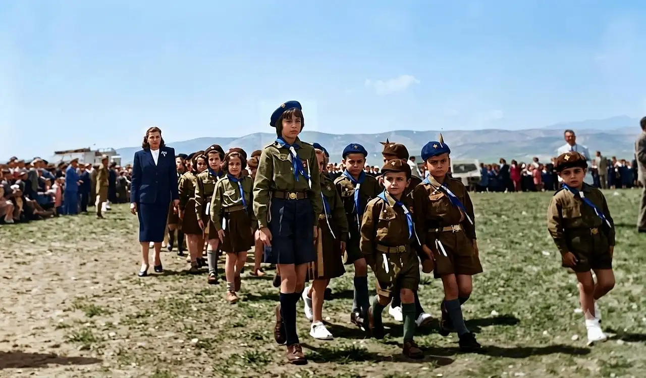 Siirt'in 1950'li Yıllarına Işık Tutan Hatıra Fotoğrafları Gün Yüzüne Çıktı