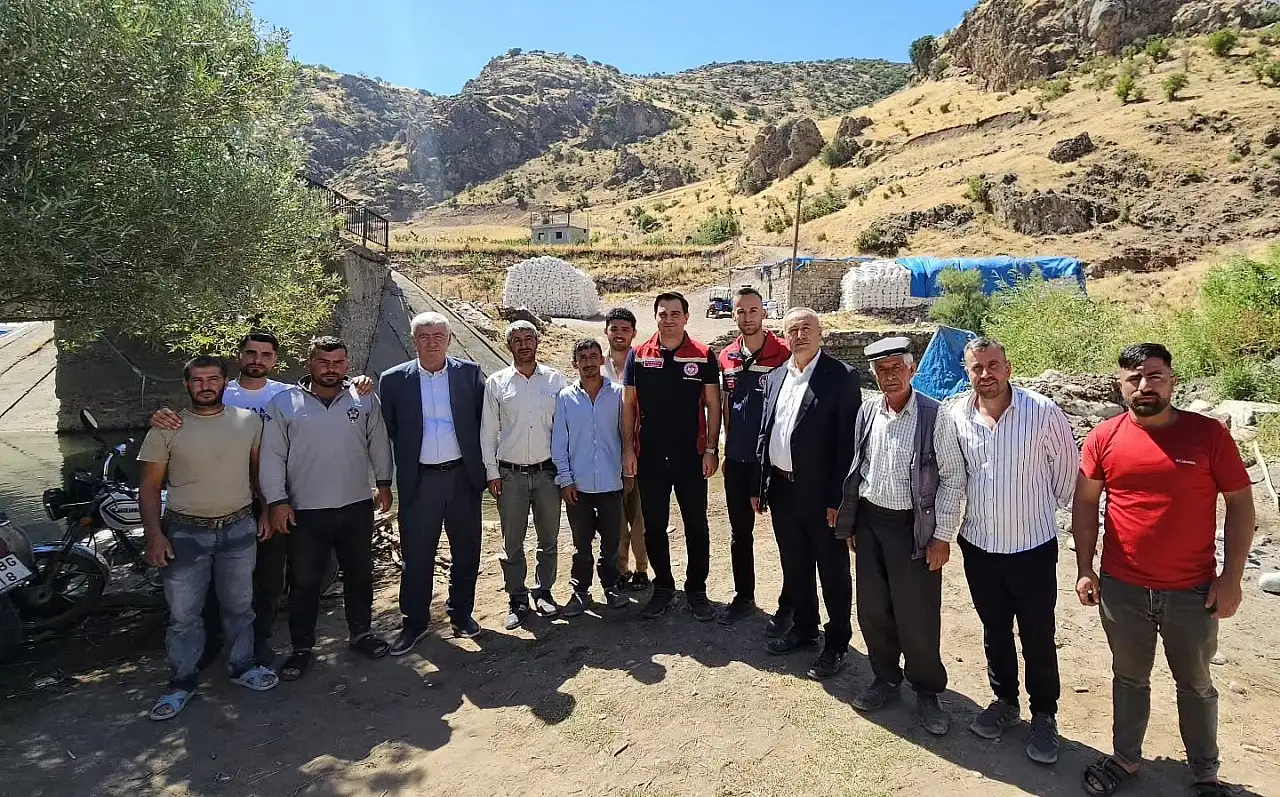 Siirt'te Yılda 550 Ton Üretiliyor! Tuzcular Köyü'nün Ekonomiye Katkısı Büyüyor