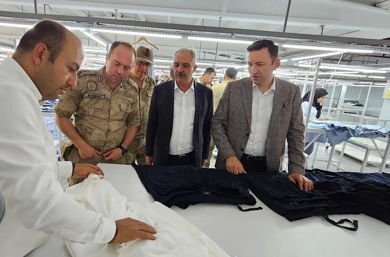 Pervari'nin Beğendik Beldesi'nde Yeni Açılan Tekstil Hizmete Girdi