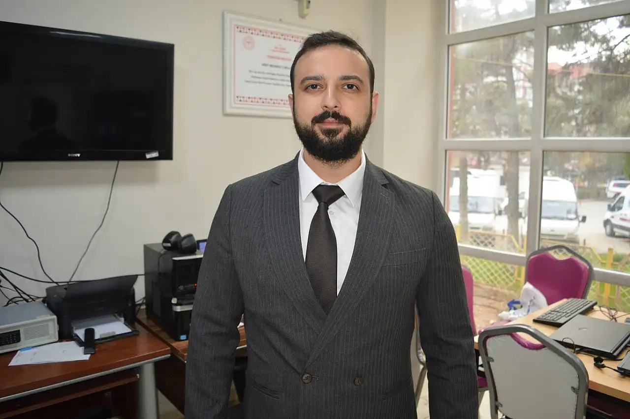 Siirt'te 112 Personeli: Gereksiz Çağrılar ve Trafik Engeli Acil Müdahaleyi Geciktiriyor