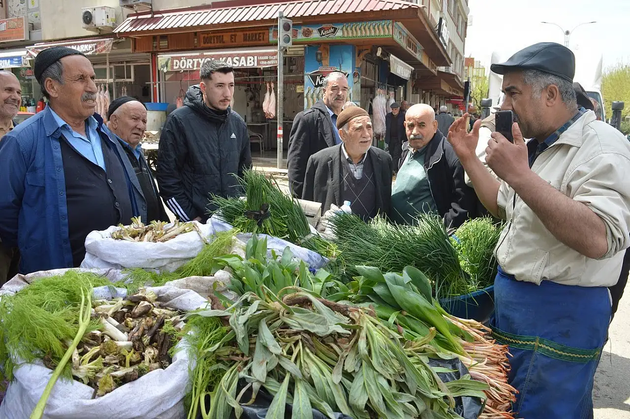 Siirt'te Dağ Lezzetleri Tezgahlarda