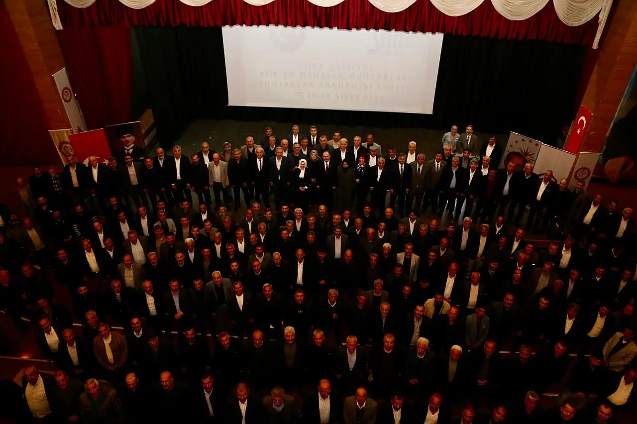 Siirt'te Muhtarlar Akademisi Eğitim Programı Başladı