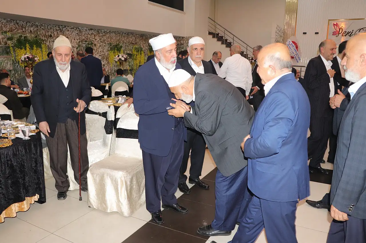Siirt'te Şeyh Ailesinin Görkemli Düğünü: 3 Gün 3 Gece Süren Kutlamalar Bu Akşam Taçlanıyor