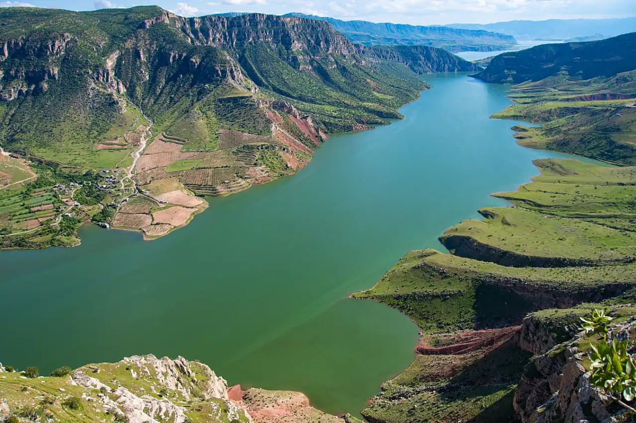 Siirt'te Botan Vadisi Son Yılların En Yüksek Su Seviyesine Ulaştı