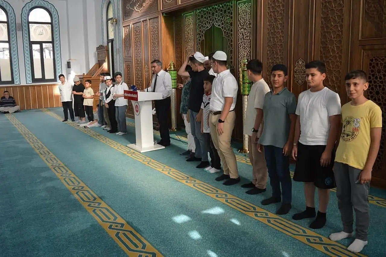 Siirt'te ''Selahaddin Eyyubi'yi Anlamak, Geleceği Aydınlatmak'' Programına Yoğun İlgi
