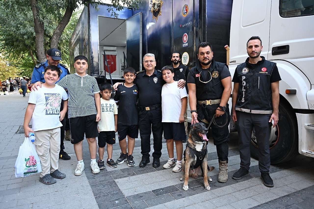 Siirt İl Emniyet Müdürü Mehmet Özdemir'den Uyuşturucuyla Mücadele Mesajı