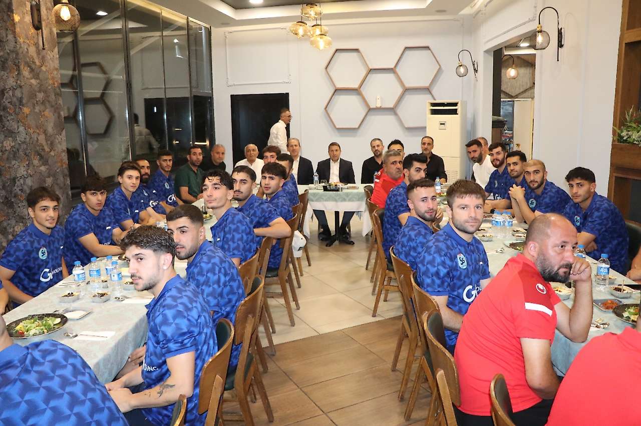 Güven Kuzu'dan Siirtspor'a Yeni Sezon Öncesi Destek Mesajı: 'Siirtspor'u Kimseye Muhtaç Etmeyeceğiz'