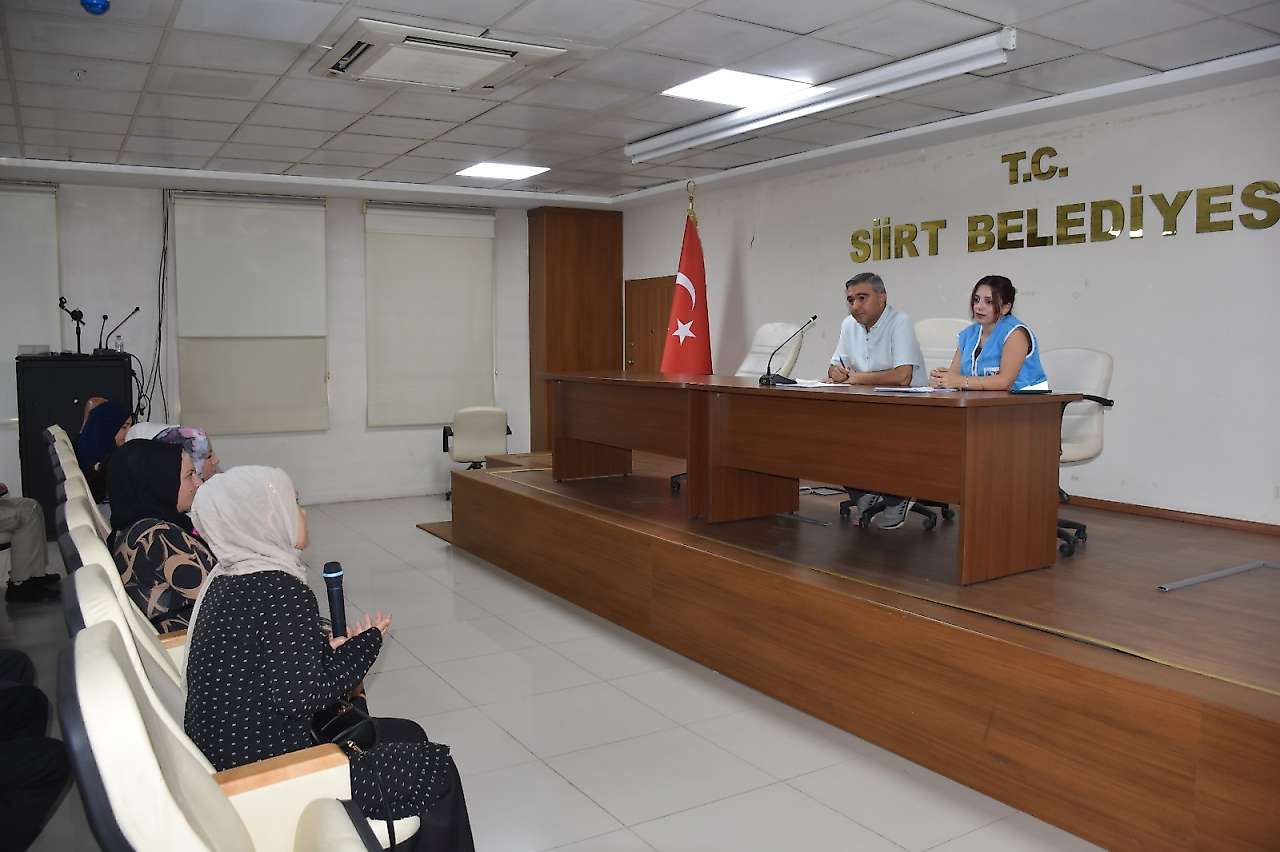Siirt'te Çölyak Hastaları İçin Glutensiz Gıda Desteği Masaya Yatırıldı