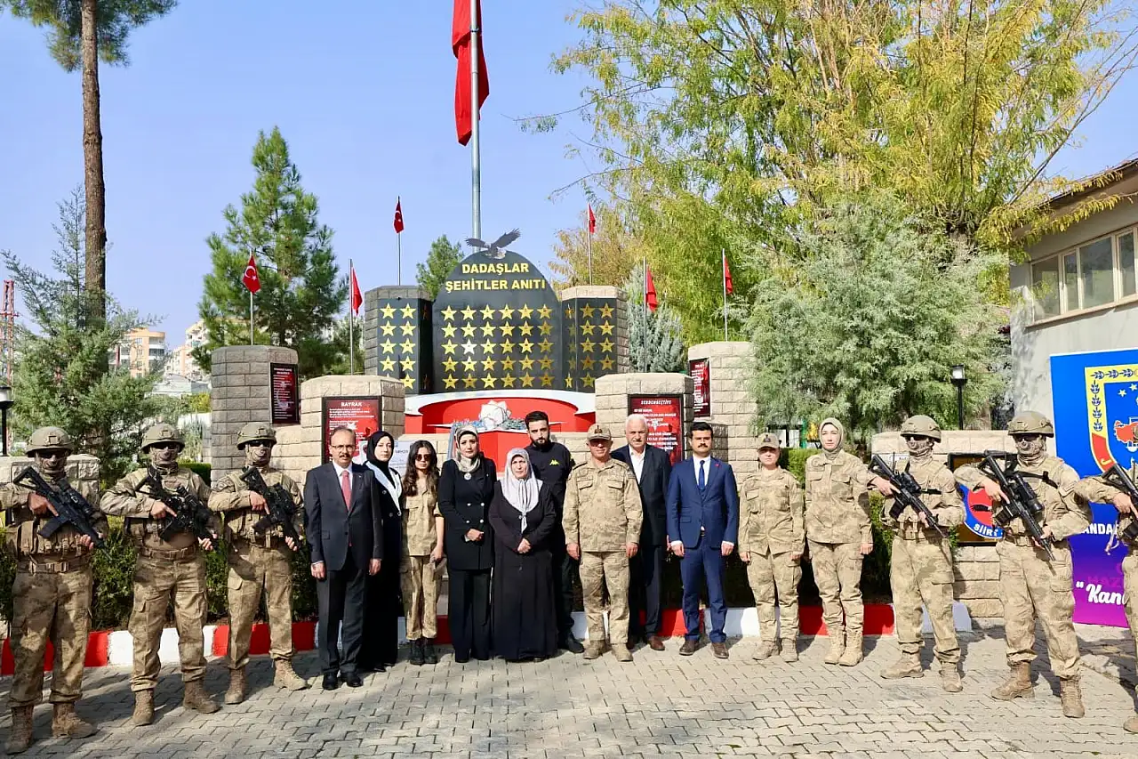 Siirt'te Helikopter Kazasında Şehit Olan 17 Mehmetçik Dualarla Anıldı