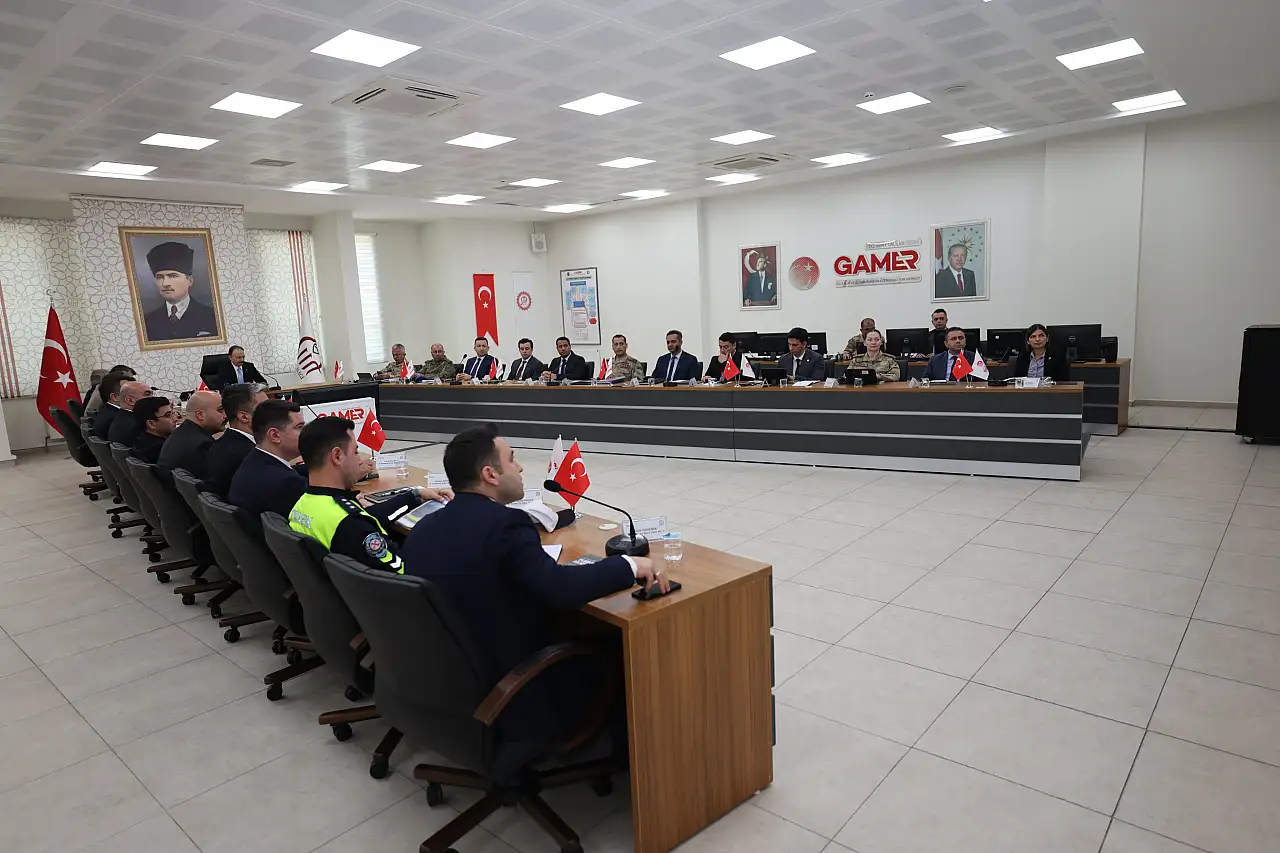 Siirt'te İl Güvenlik ve Asayiş Koordinasyon Toplantısı GAMER'de Gerçekleştirildi