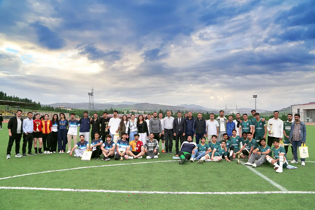 Siirt Üniversitesi Bahar Şenliği Spor Müsabakalarında Şampiyonlar Belli Oldu