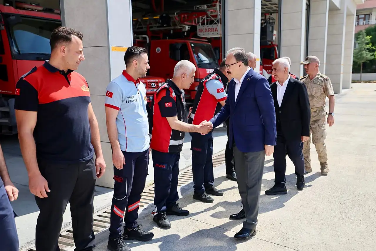 Siirt Valisi Kızılkaya ve Milletvekili Gül'den Bayramda Görev Başındaki Personele Ziyaret