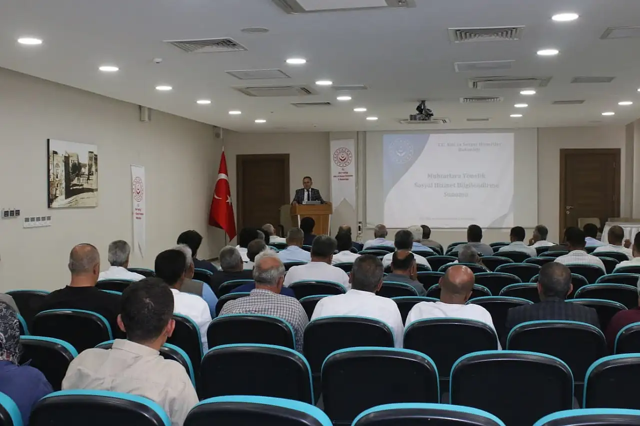 Siirt'te Muhtarlara Sosyal Hizmetler Eğitimi Verildi