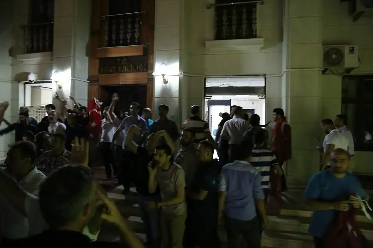 15 Temmuz Gecesi Siirt'te Neler Yaşandı? İşte O Gece Yaşananlar