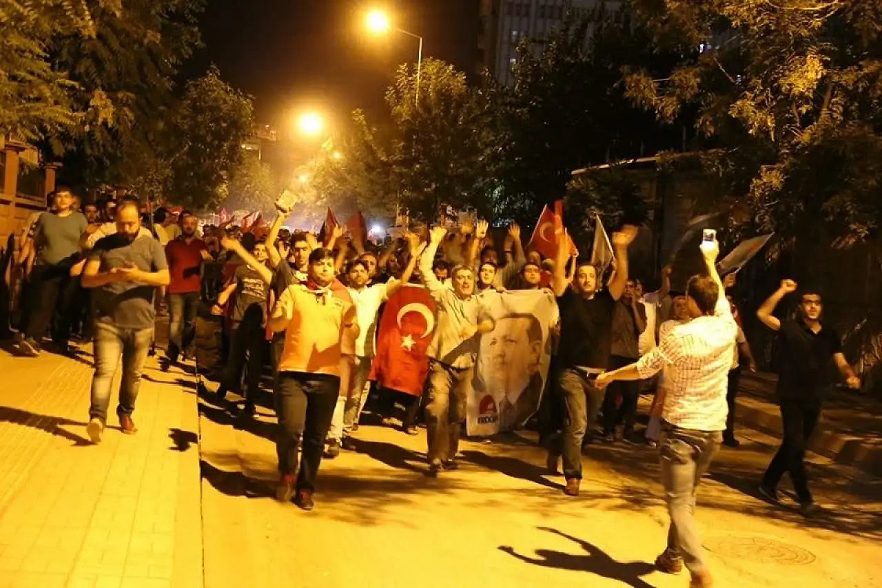 15 Temmuz Gecesi Siirt'te Neler Yaşandı? İşte O Gece Yaşananlar