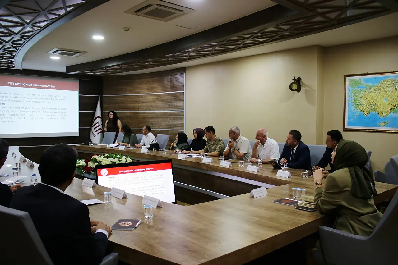 Siirt'te Çocuklara Yönelik Hizmetler Masaya Yatırıldı