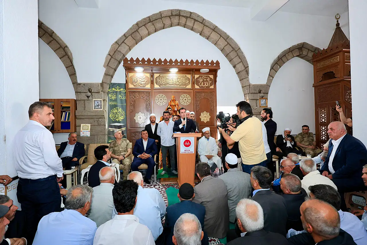 Atmanega Aşireti Lideri Hasan Açık'ın Girişimiyle Bitlis'te Örnek Barış: İki Yıllık Husumet Sona Erdi