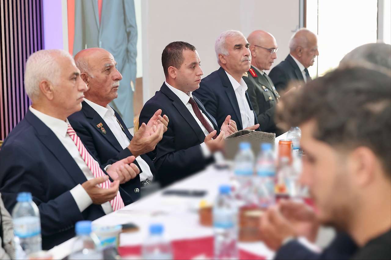 Siirt'te Şehit Yakınları ve Gaziler Onuruna Yemek Programı Düzenlendi