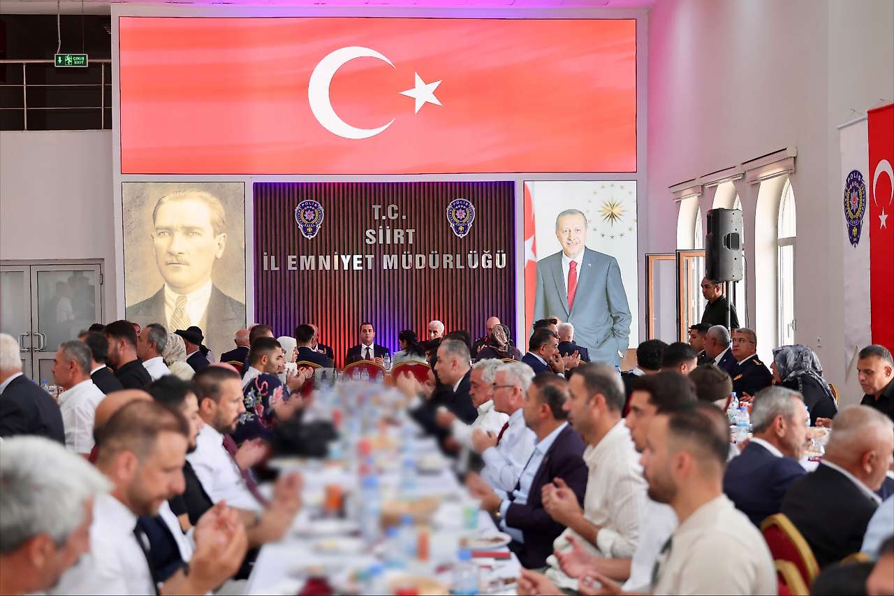 Siirt'te Şehit Yakınları ve Gaziler Onuruna Yemek Programı Düzenlendi