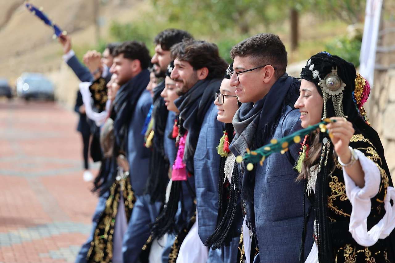 Siirt Fıstığı Festivali'nde hasat heyecanı: Vali Kızılkaya üreticilerle buluştu