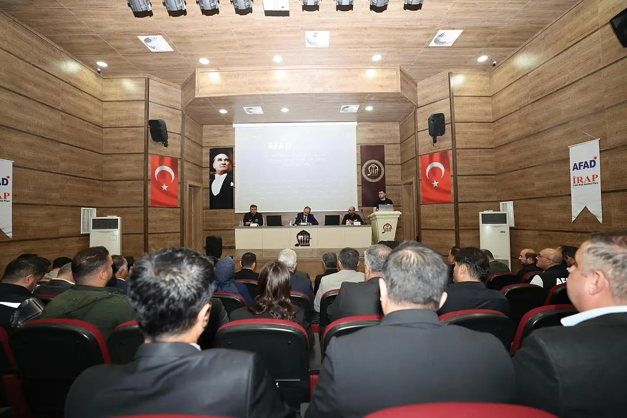 Siirt'te 2025 Afet Risk Azaltma Planı Toplantısı Gerçekleştirildi